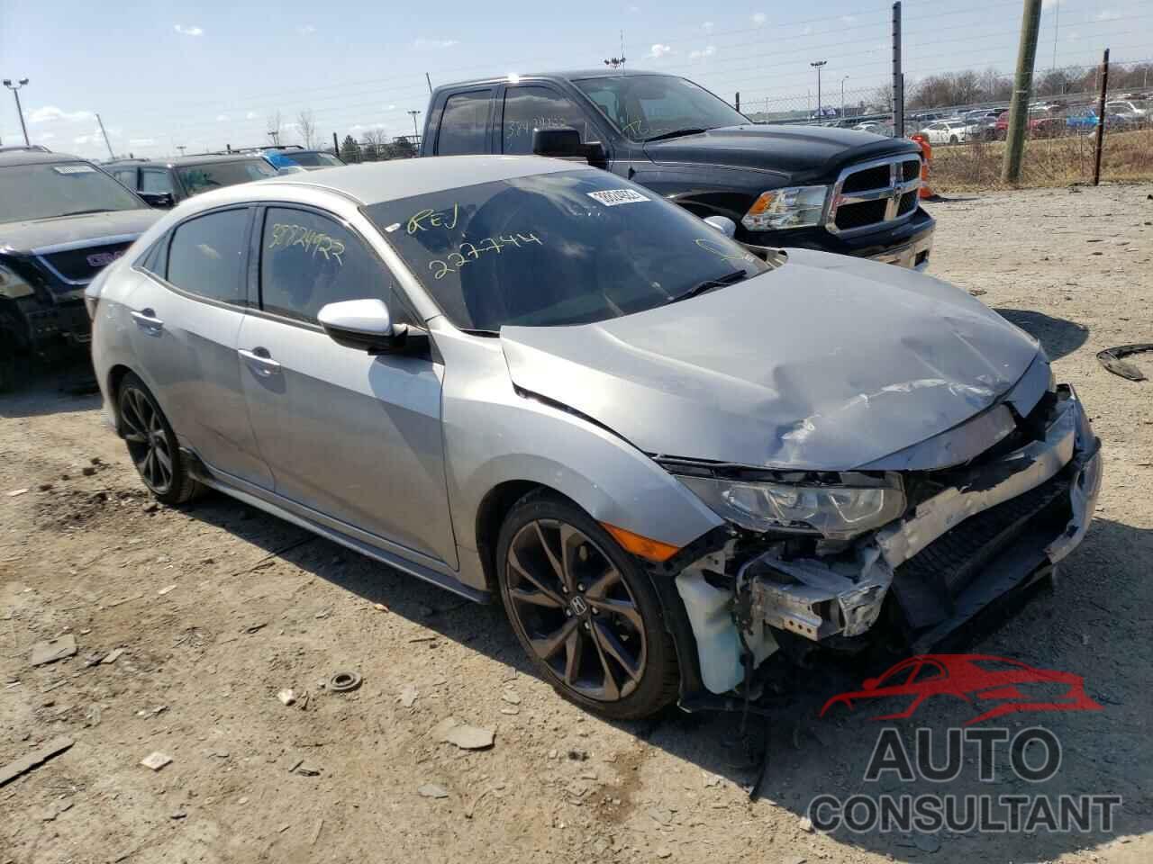 HONDA CIVIC 2018 - SHHFK7H40JU227744