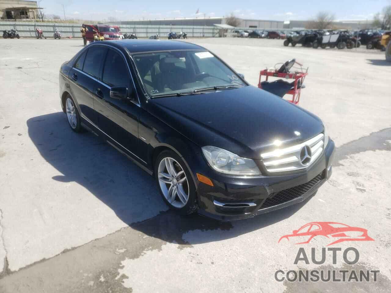 MERCEDES-BENZ C-CLASS 2018 - WDDGF4HB3CR203657