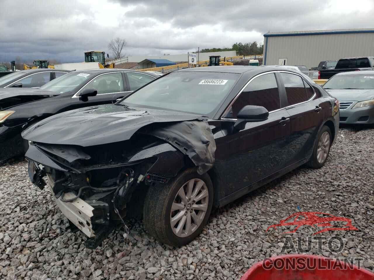TOYOTA CAMRY 2018 - 4T1B11HK6JU066088