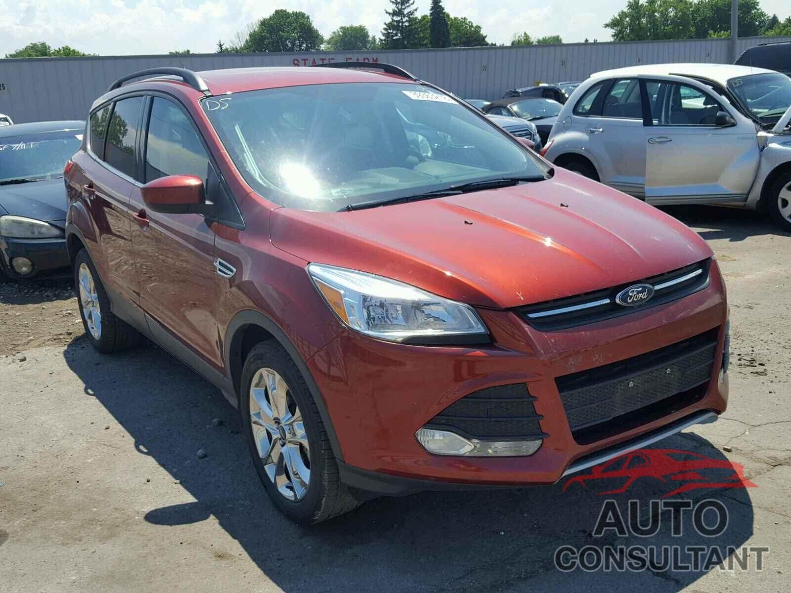 FORD ESCAPE 2015 - 1FMCU9G92FUC04970