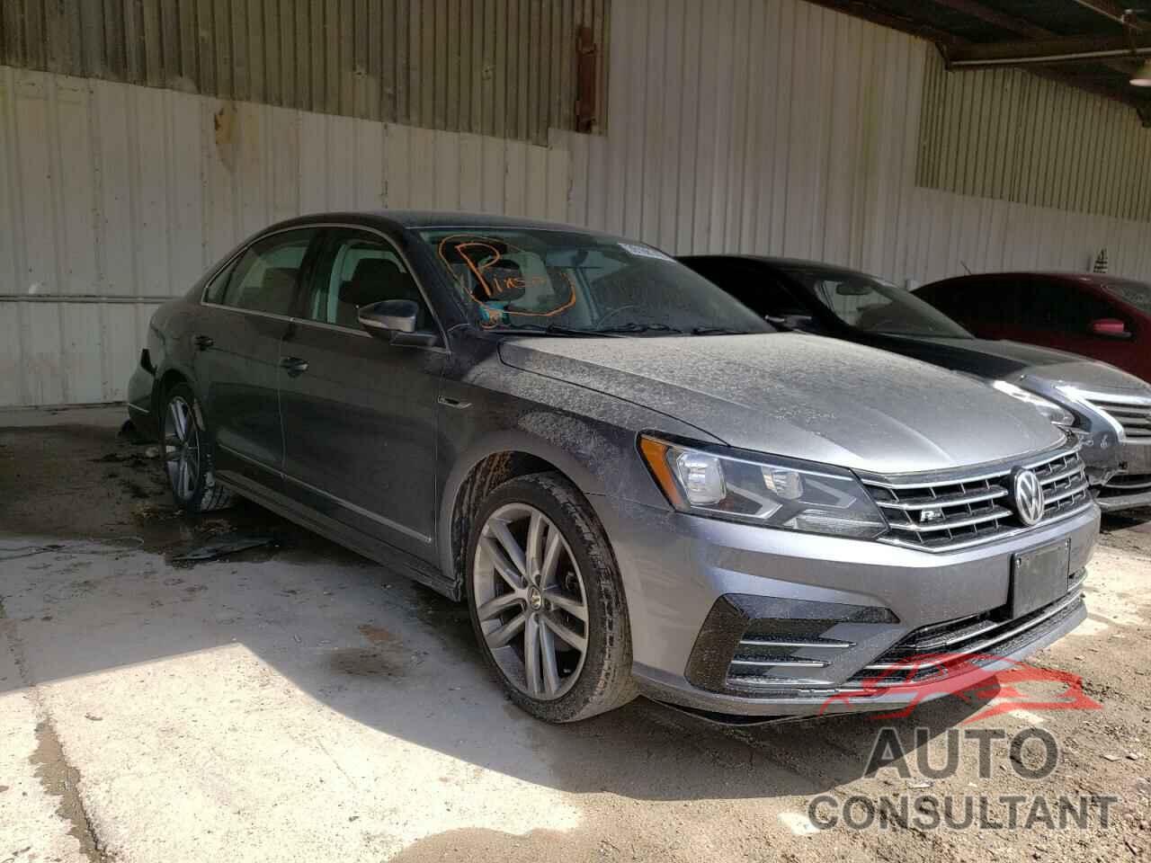 VOLKSWAGEN PASSAT 2017 - 1VWDT7A30HC039527