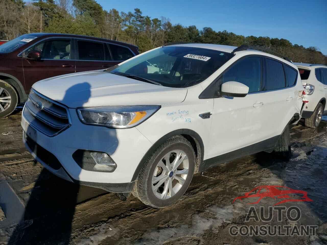 FORD ESCAPE 2018 - 1FMCU0GD8JUB98097