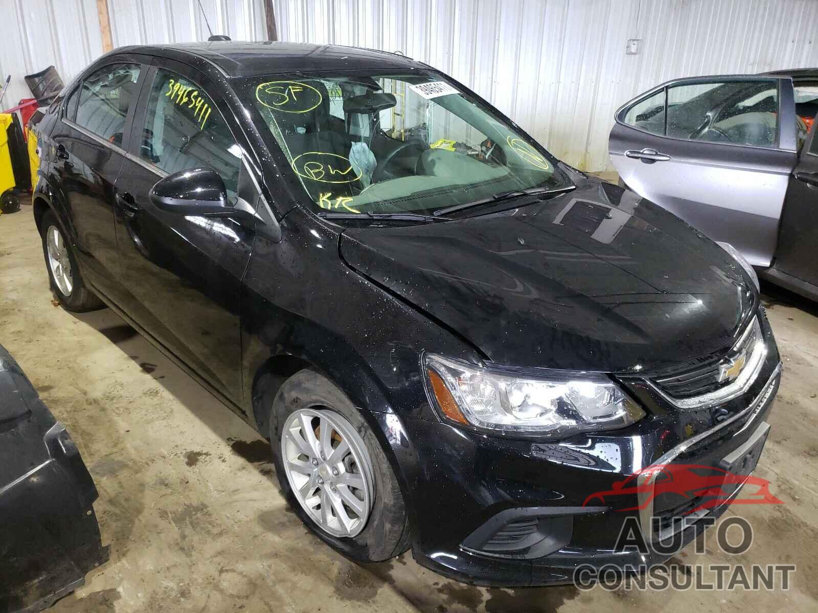 CHEVROLET SONIC 2019 - 1G1JD5SB8K4119259