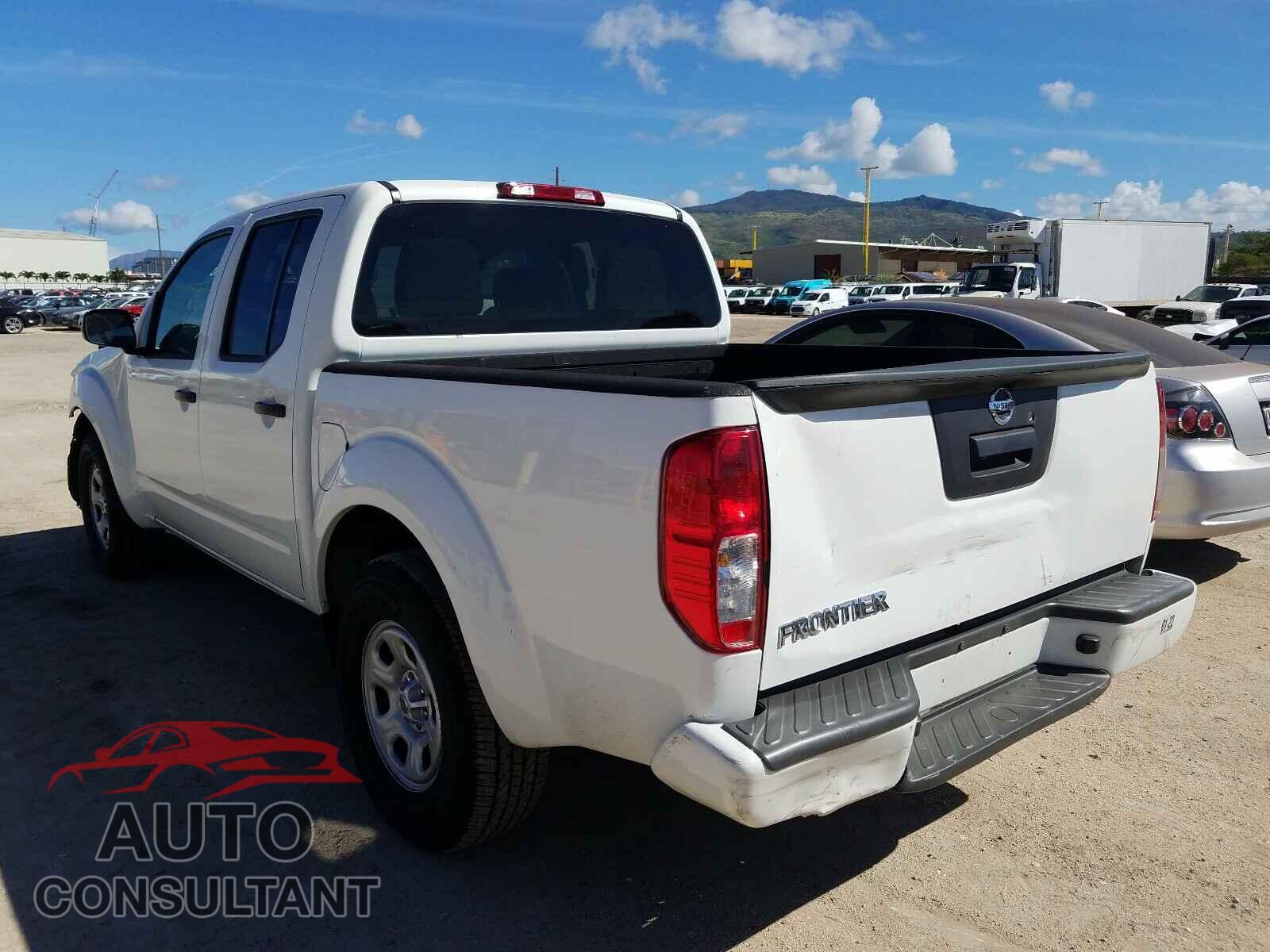 NISSAN FRONTIER 2018 - 1N6AD0ER3JN701858