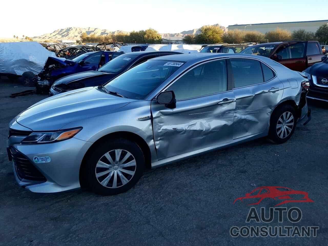 TOYOTA CAMRY 2018 - 4T1B31HK9JU502796
