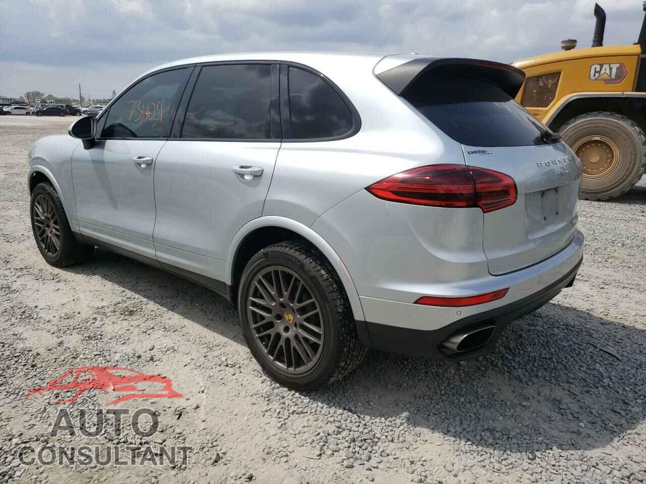PORSCHE CAYENNE 2017 - WP1AA2A28HKA84516