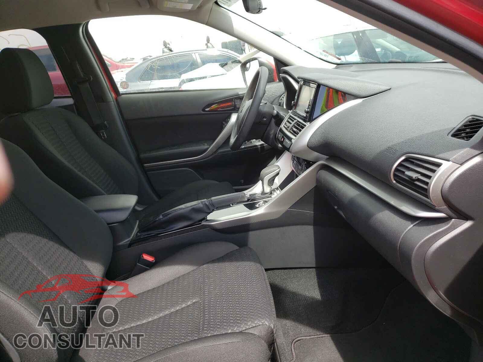 MITSUBISHI ECLIPSE 2019 - JA4AT3AA5KZ040216