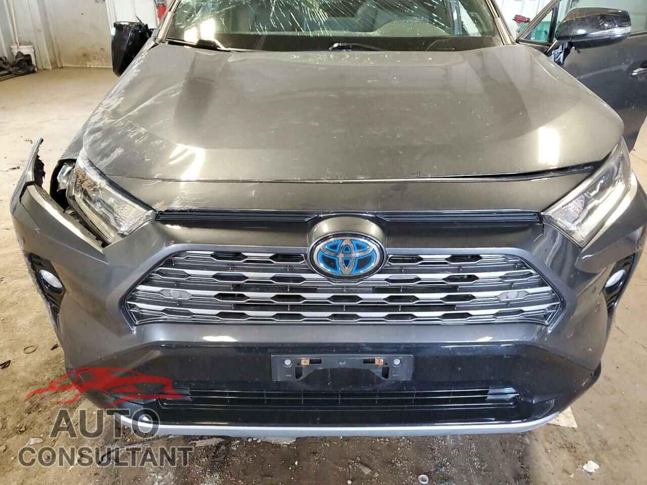 TOYOTA RAV4 2021 - 2T3E6RFV0MW021010