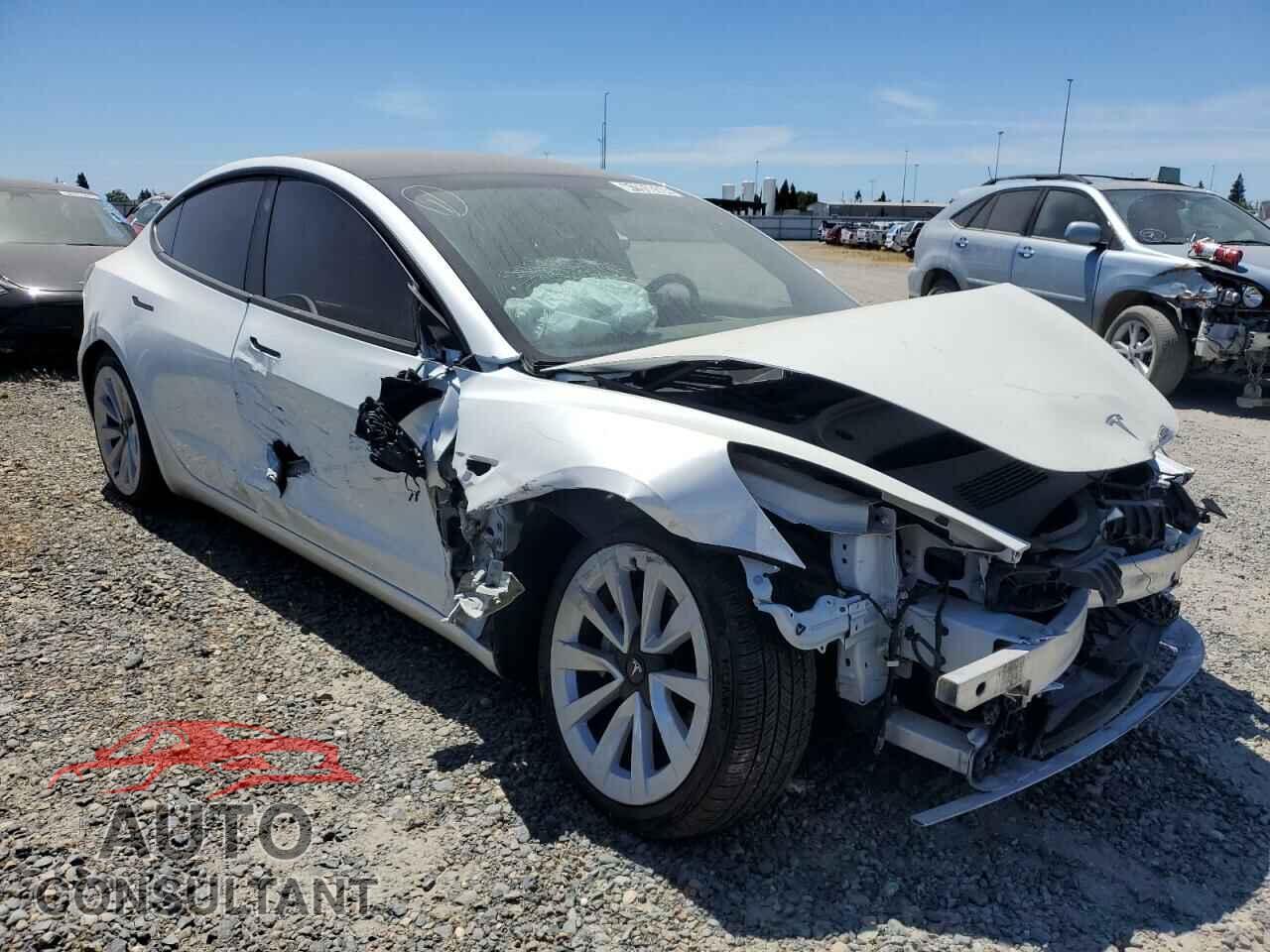TESLA MODEL 3 2022 - 5YJ3E1EB5NF144182