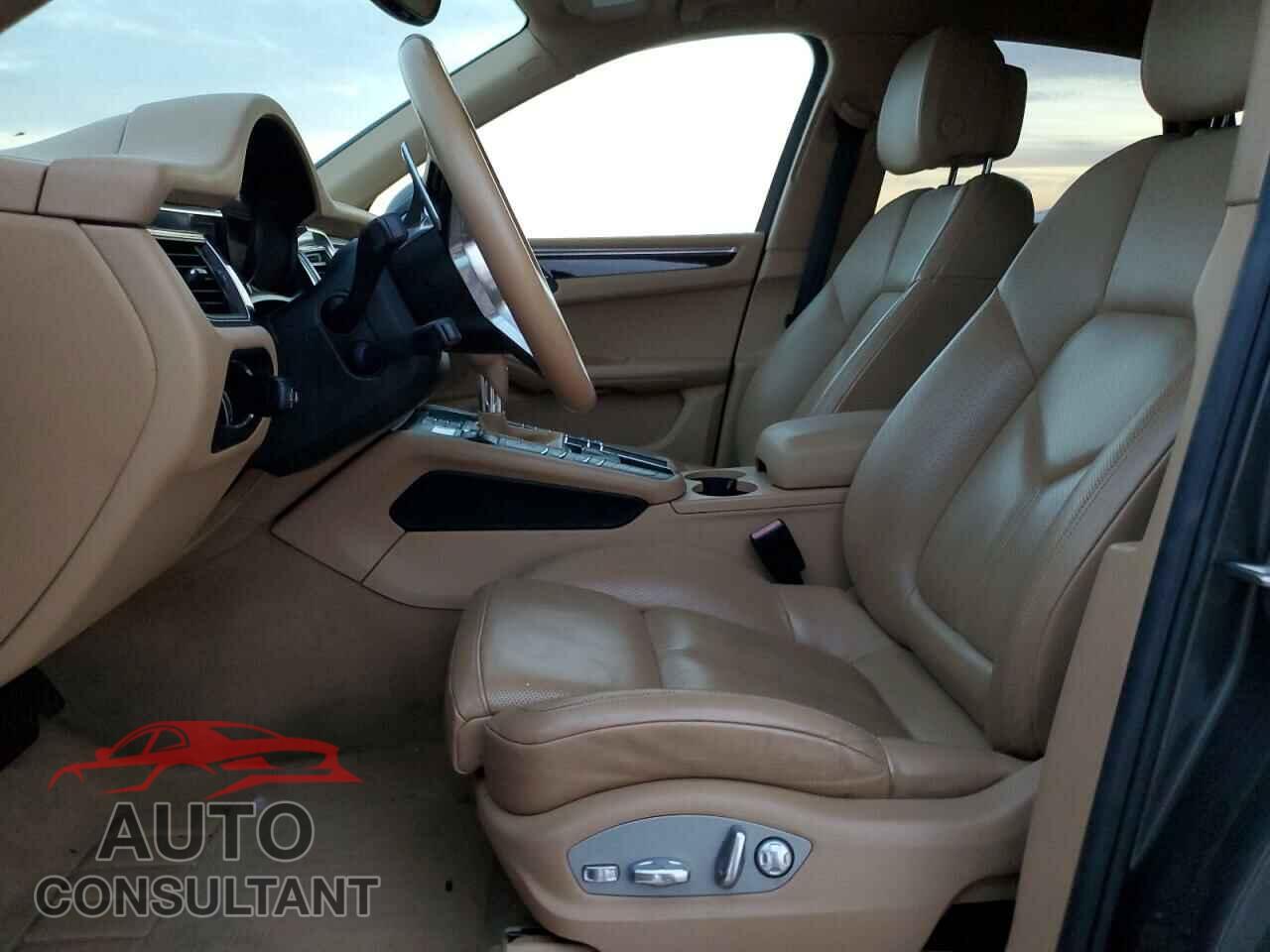 PORSCHE MACAN 2016 - WP1AB2A58GLB55648