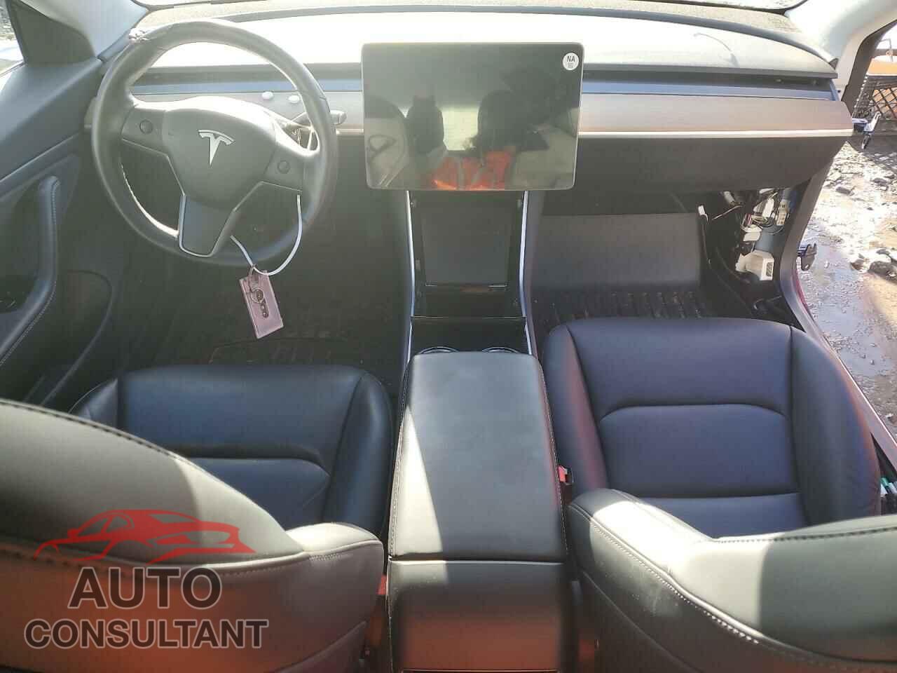 TESLA MODEL 3 2020 - 5YJ3E1EB6LF636457