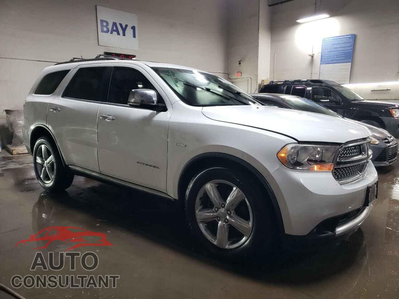 DODGE DURANGO 2013 - 1C4SDJET4DC686876