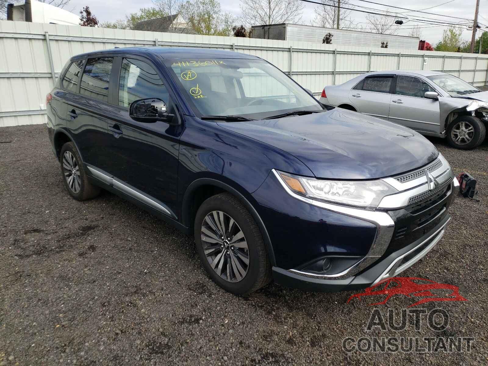MITSUBISHI OUTLANDER 2019 - JA4AZ3A33KZ033930