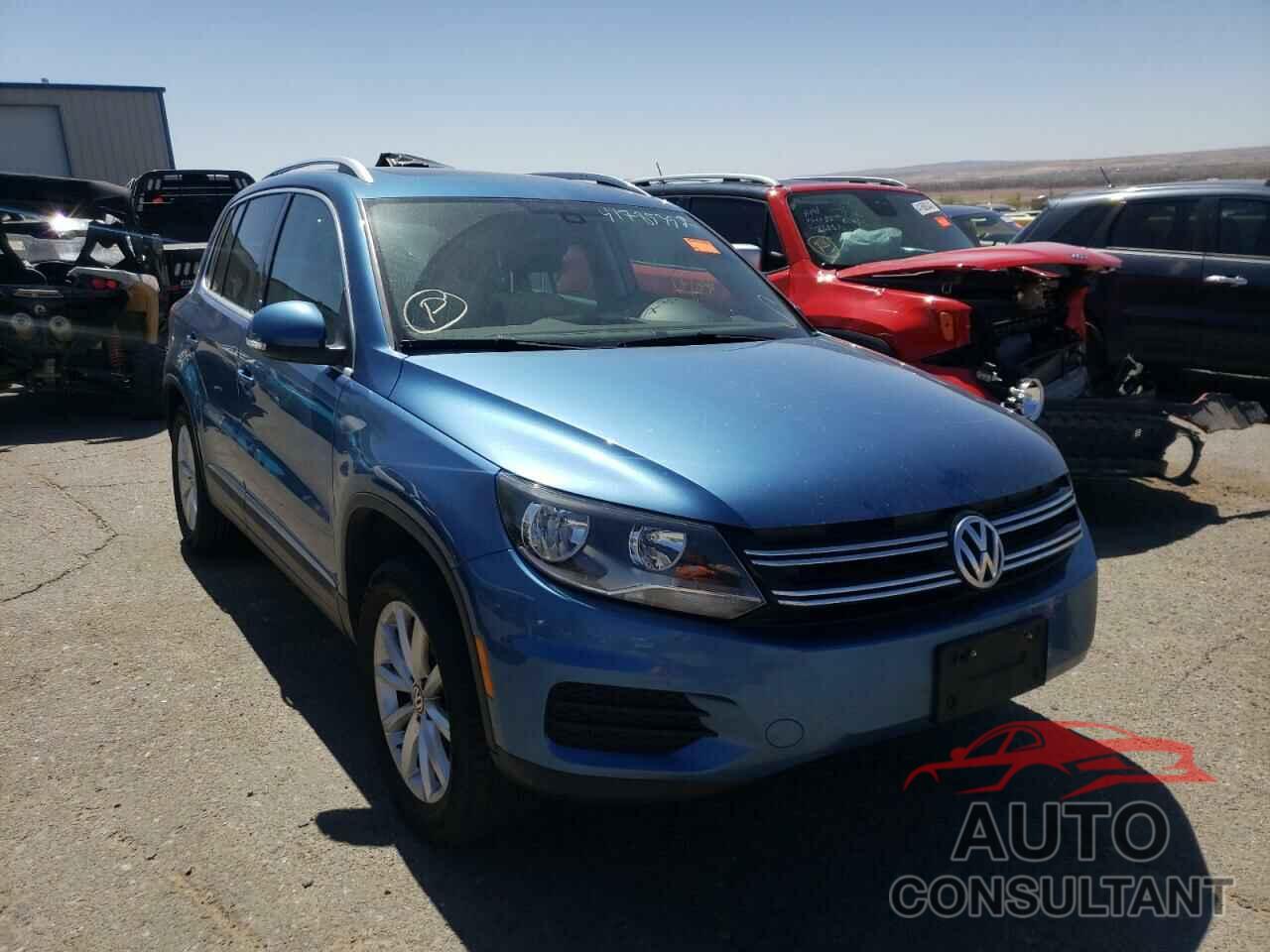 VOLKSWAGEN TIGUAN 2017 - WVGRV7AX6HW502156