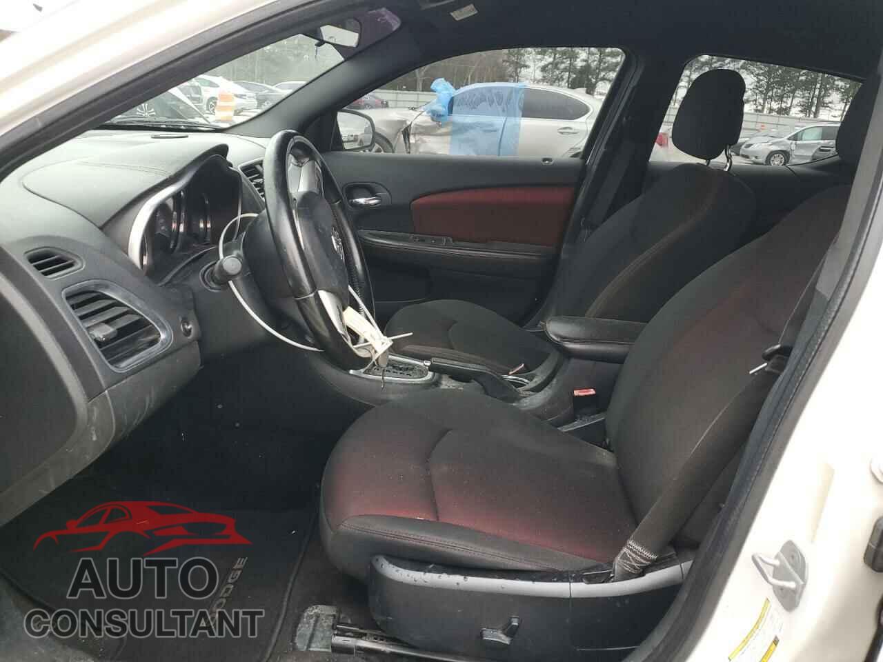 DODGE AVENGER 2011 - 1B3BD1FG2BN523213