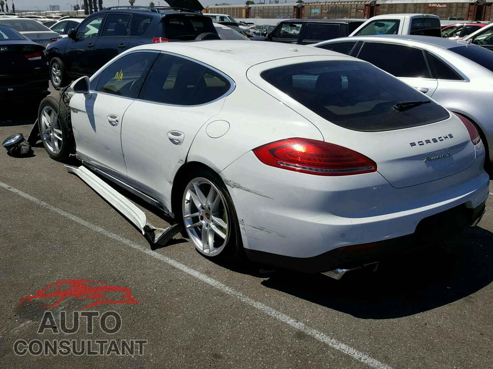 PORSCHE PANAMERA 2015 - WP0AD2A76FL040879