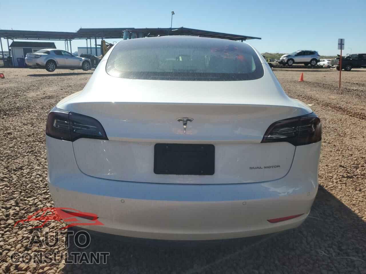 TESLA MODEL 3 2022 - 5YJ3E1EB4NF129186