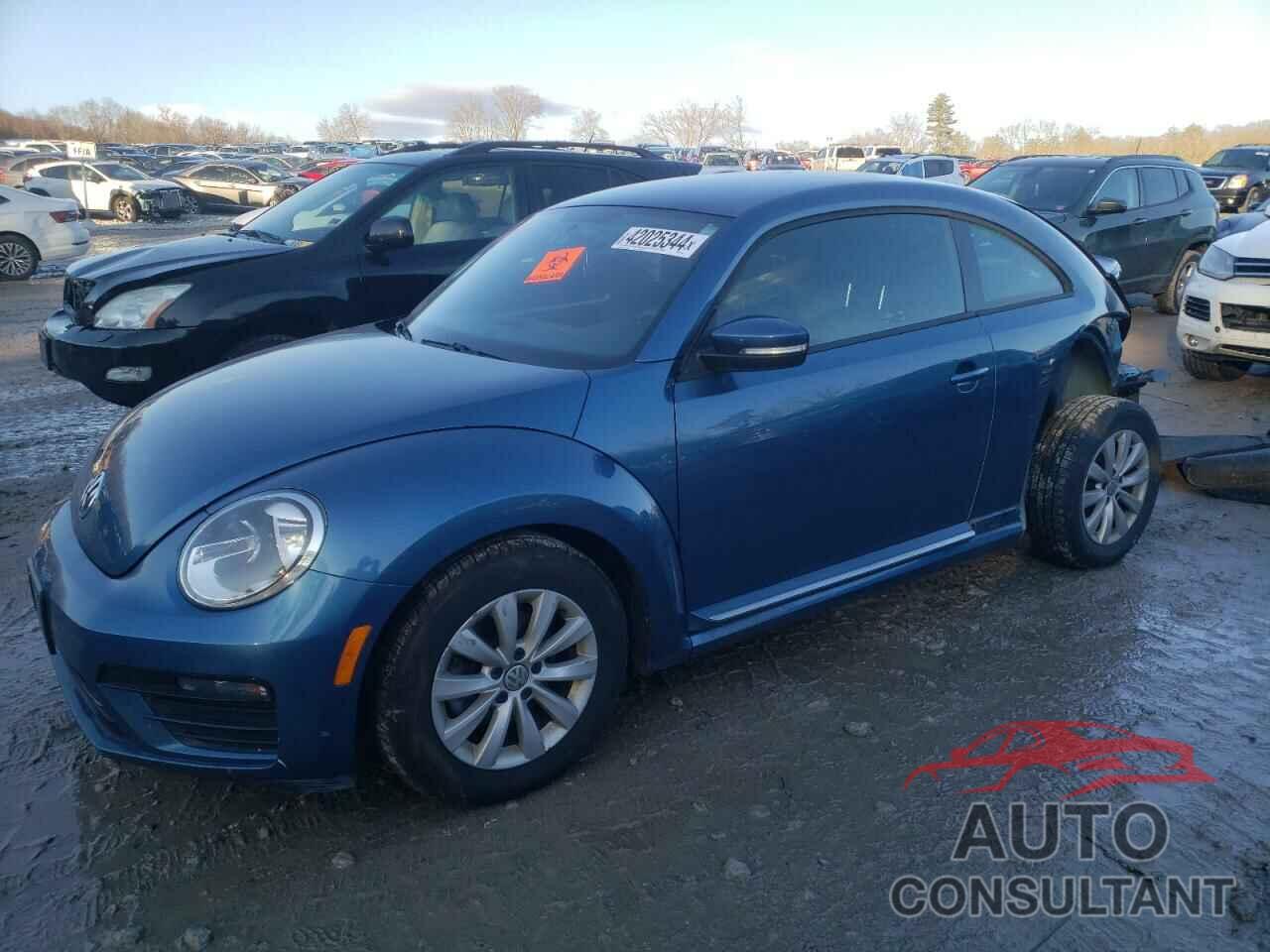 VOLKSWAGEN BEETLE 2019 - 3VWFD7AT4KM714808