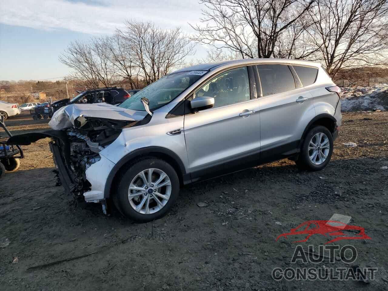FORD ESCAPE 2017 - 1FMCU0GD4HUE30785
