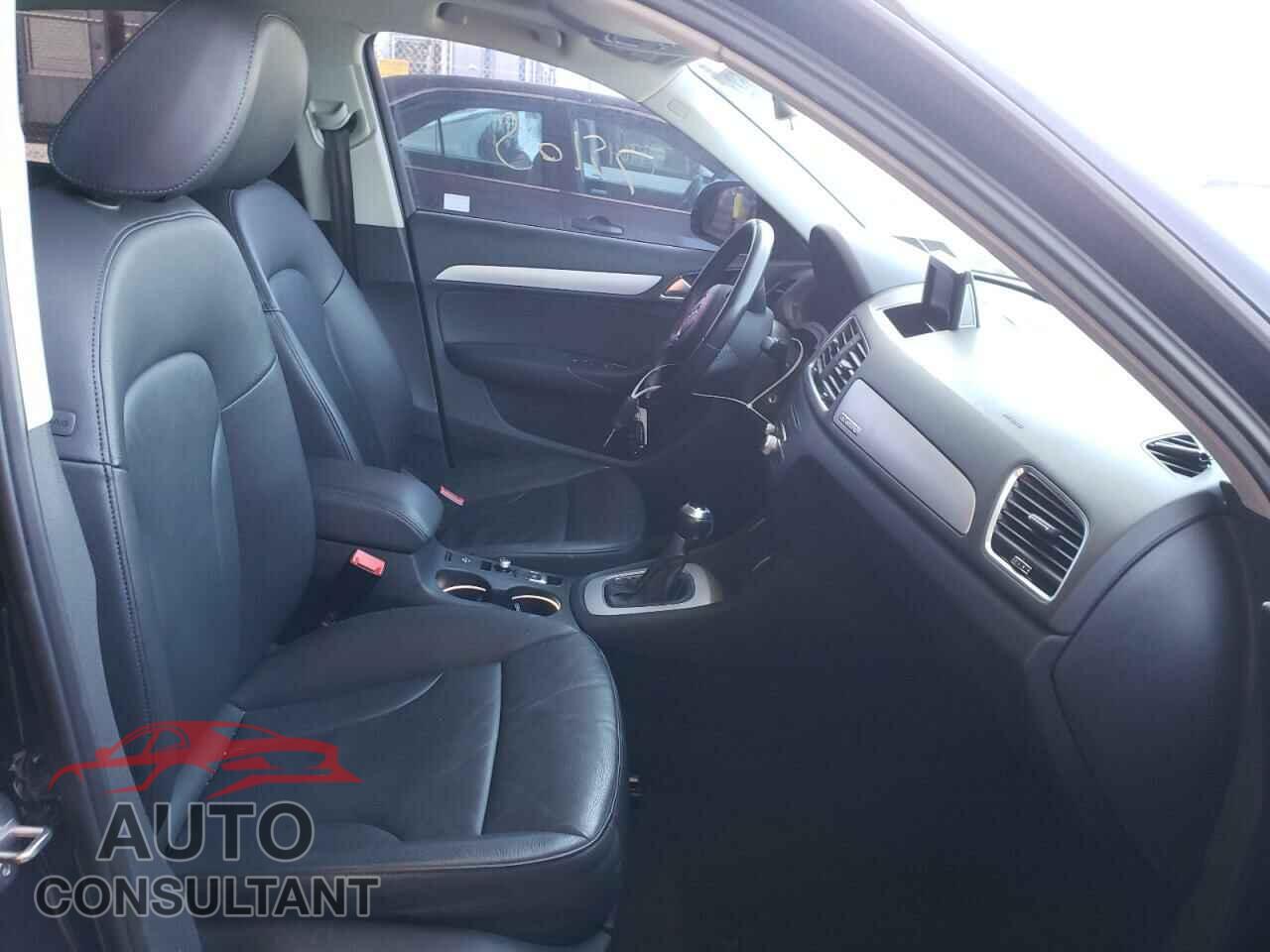 AUDI Q3 2017 - WA1ECCFS2HR007721
