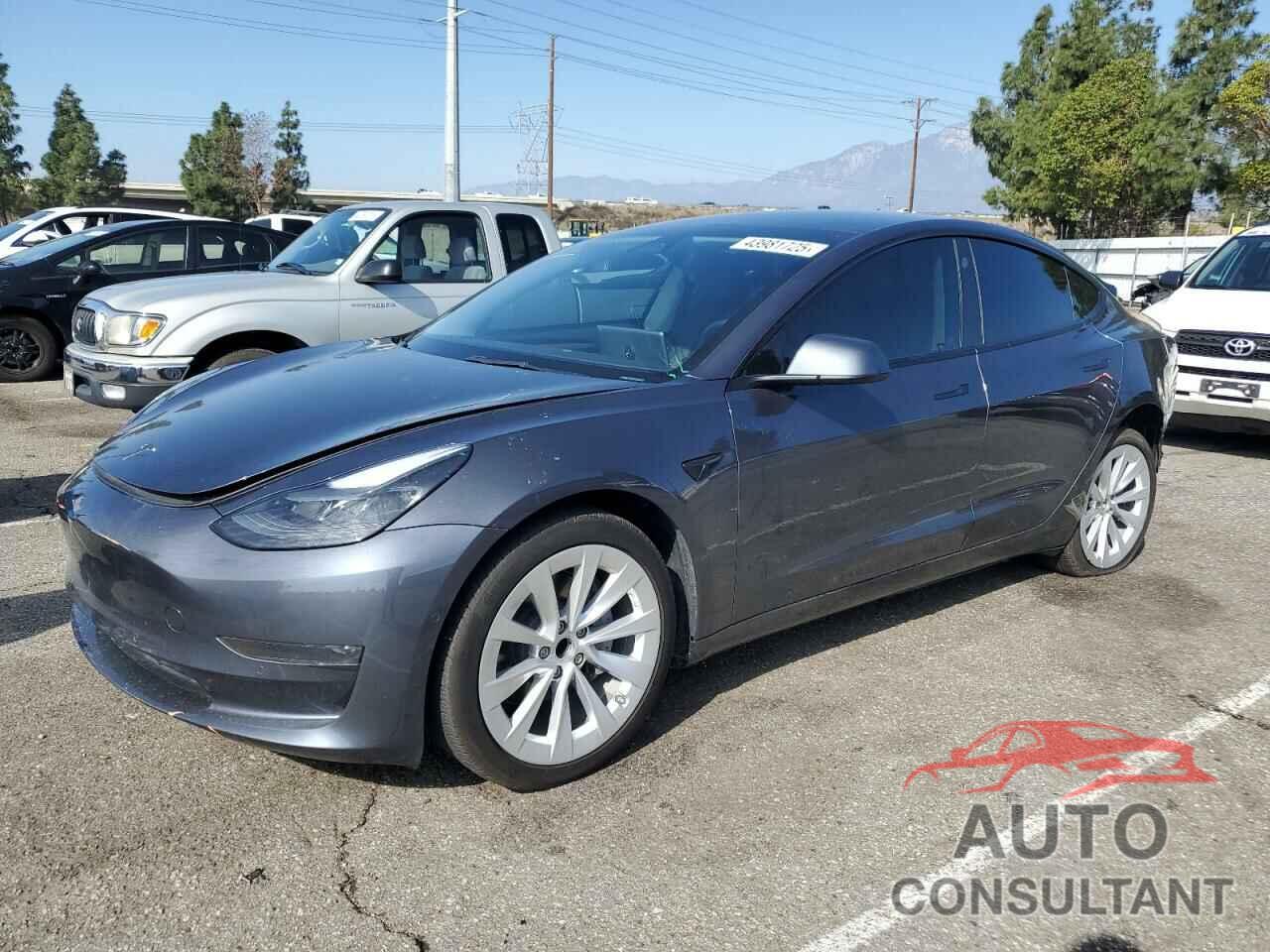 TESLA MODEL 3 2022 - 5YJ3E1EA8NF122152