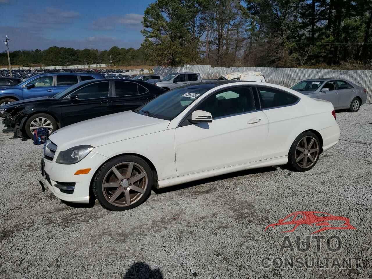 MERCEDES-BENZ C-CLASS 2013 - WDDGJ4HB4DF989096
