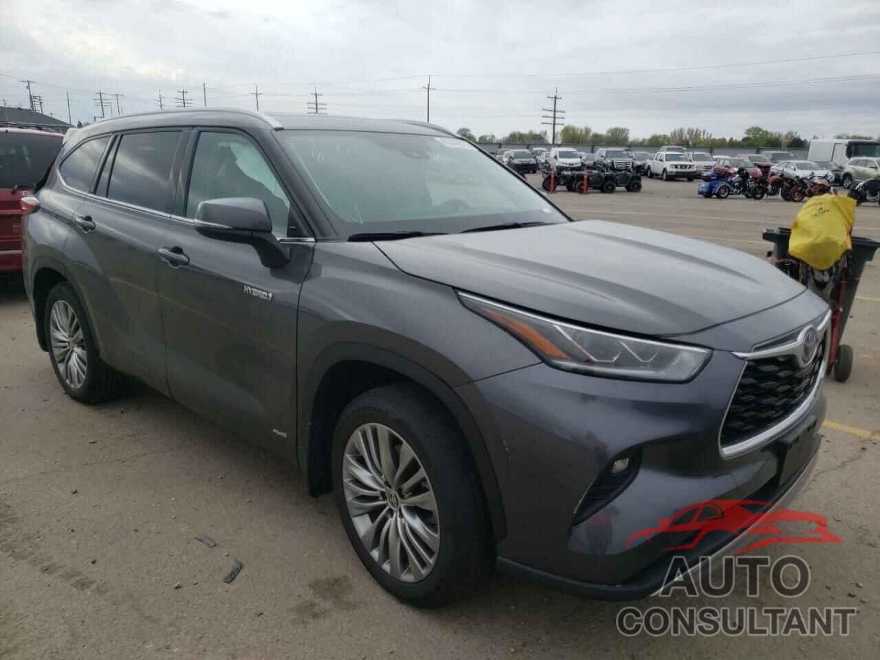 TOYOTA HIGHLANDER 2021 - 5TDEBRCH3MS060301