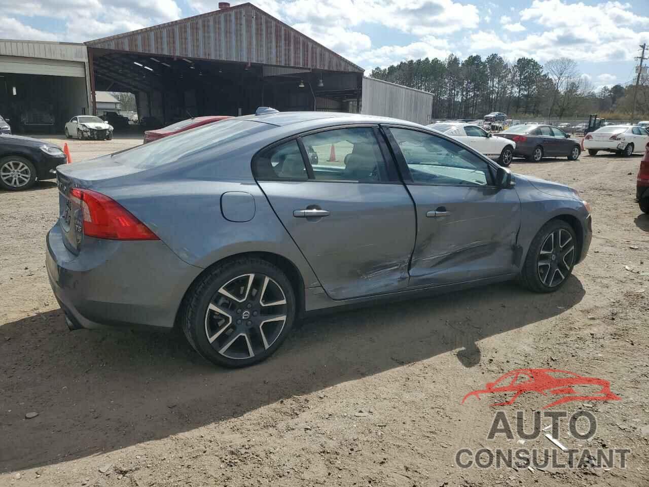 VOLVO S60 2017 - YV126MFL8H2441417