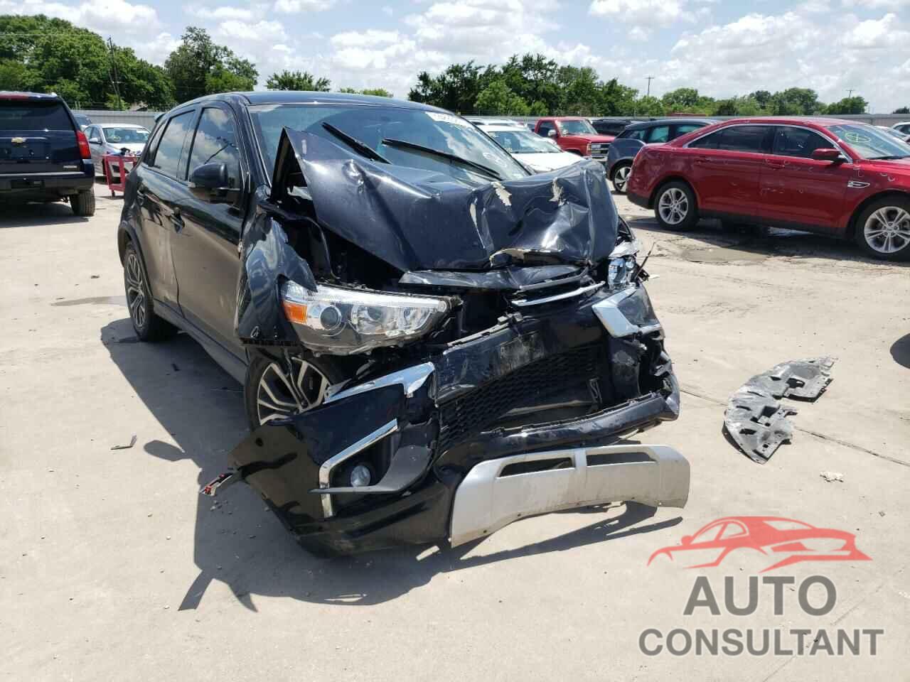 MITSUBISHI OUTLANDER 2019 - JA4AP4AU8KU021077