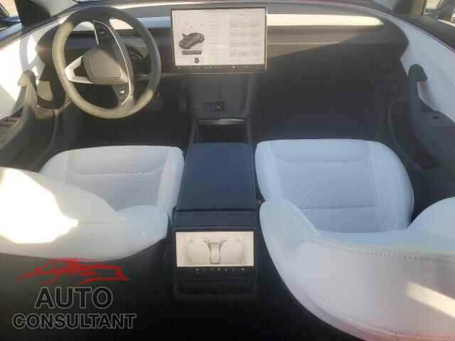 TESLA MODEL 3 2024 - 5YJ3E1EA5RF830073