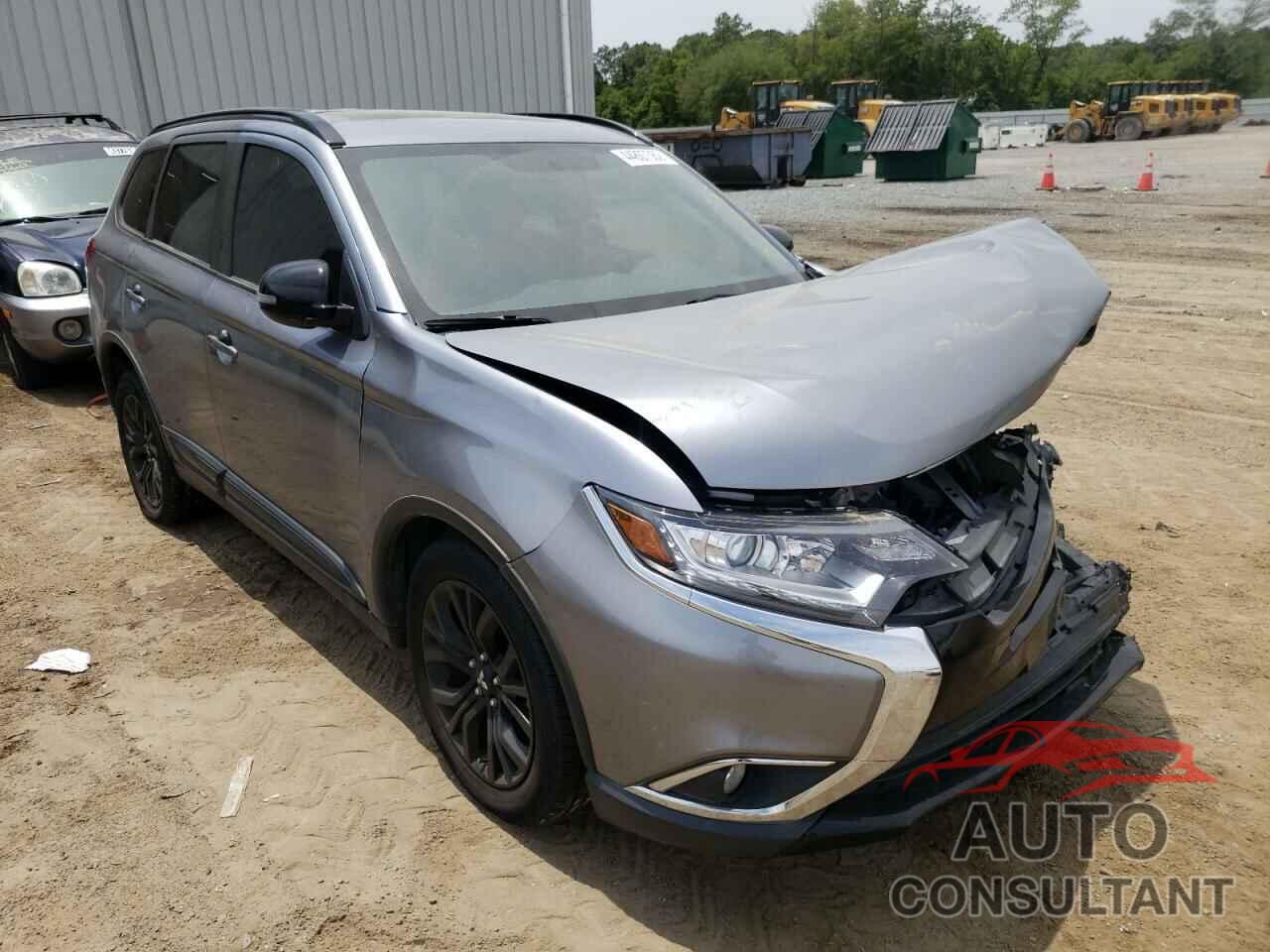 MITSUBISHI OUTLANDER 2018 - JA4AD3A39JZ055900