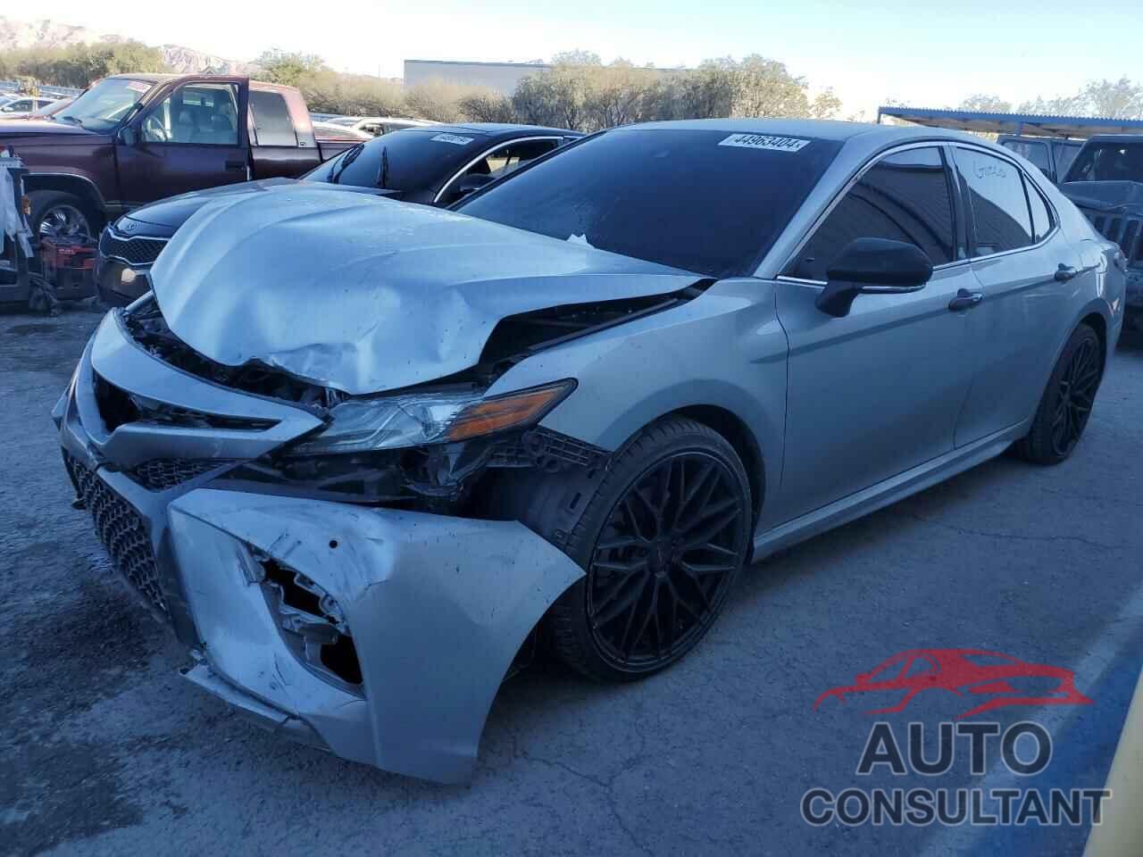 TOYOTA CAMRY 2018 - 4T1B61HK6JU149778