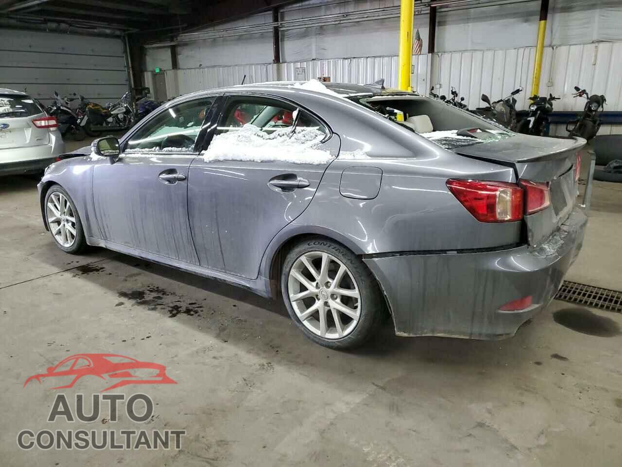 LEXUS IS 2012 - JTHCF5C20C5059450