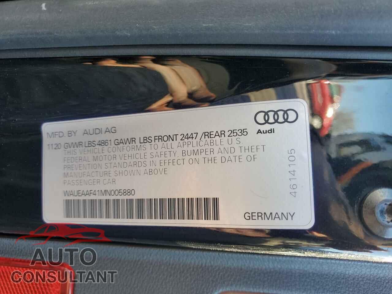 AUDI A4 2021 - WAUEAAF41MN005880