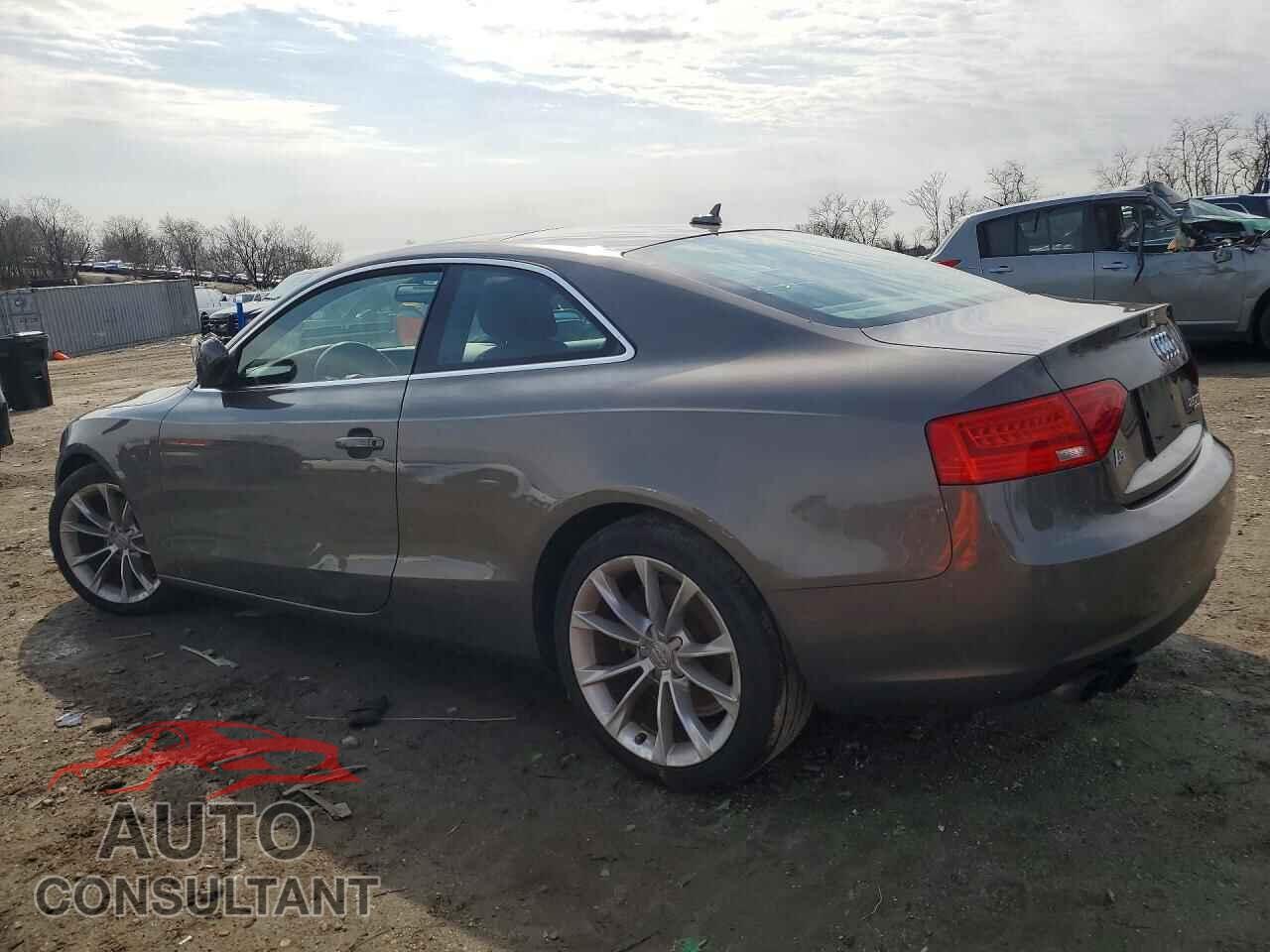 AUDI A5 2014 - WAUCFAFR0EA009027