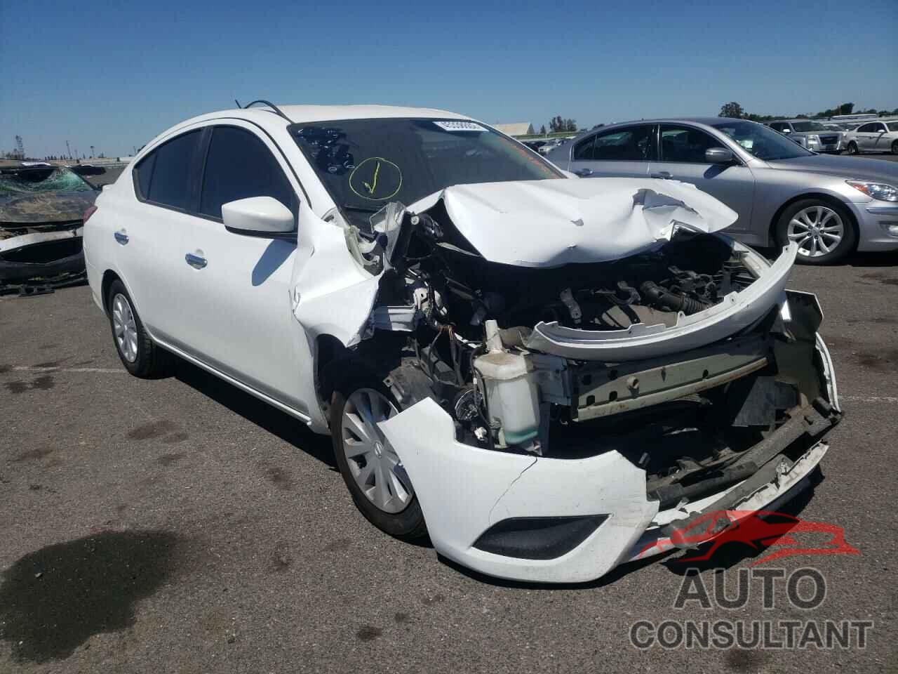 NISSAN VERSA 2017 - 3N1CN7APXHL843773