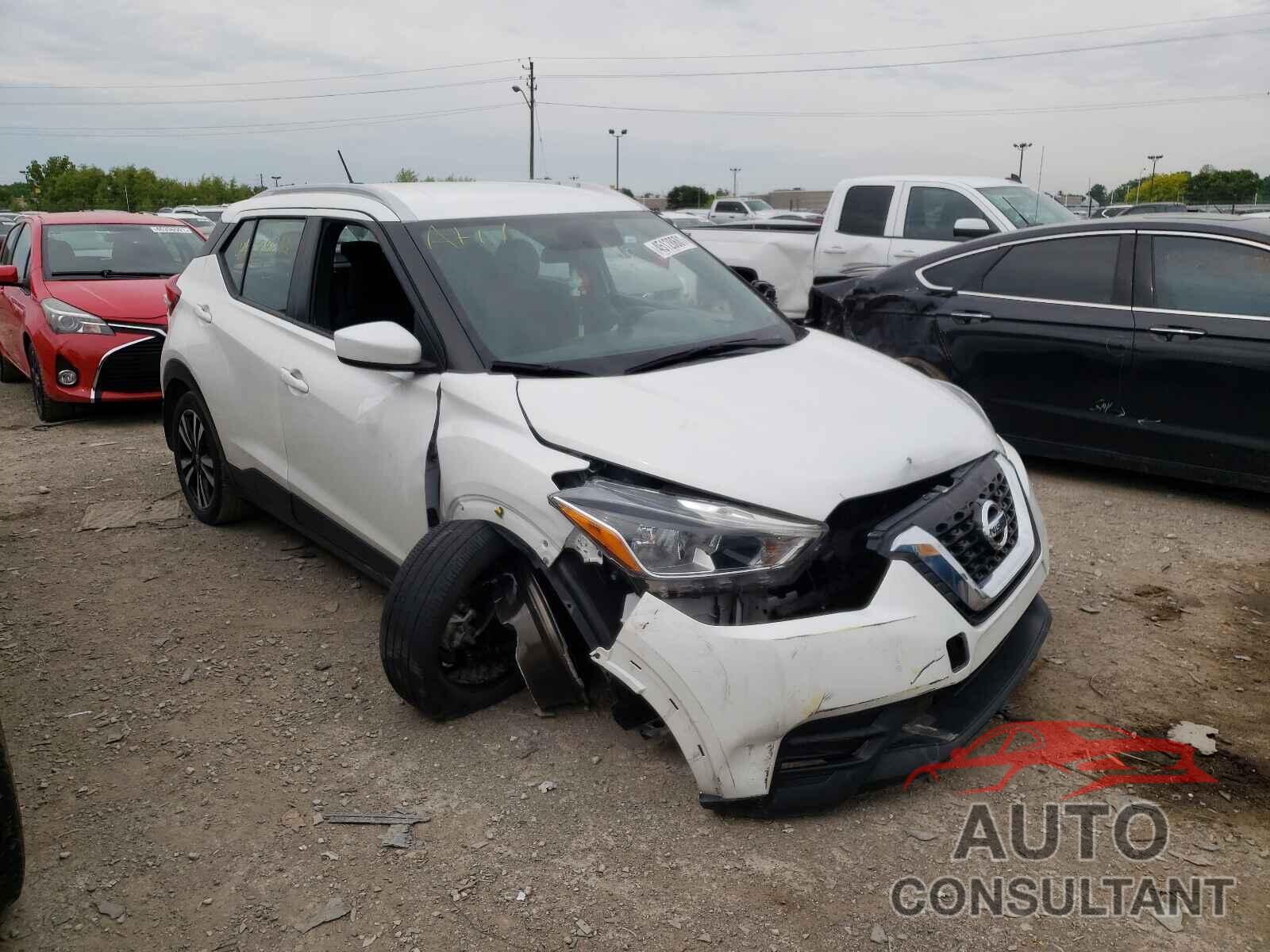 NISSAN KICKS 2019 - 3N1CP5CU3KL531755