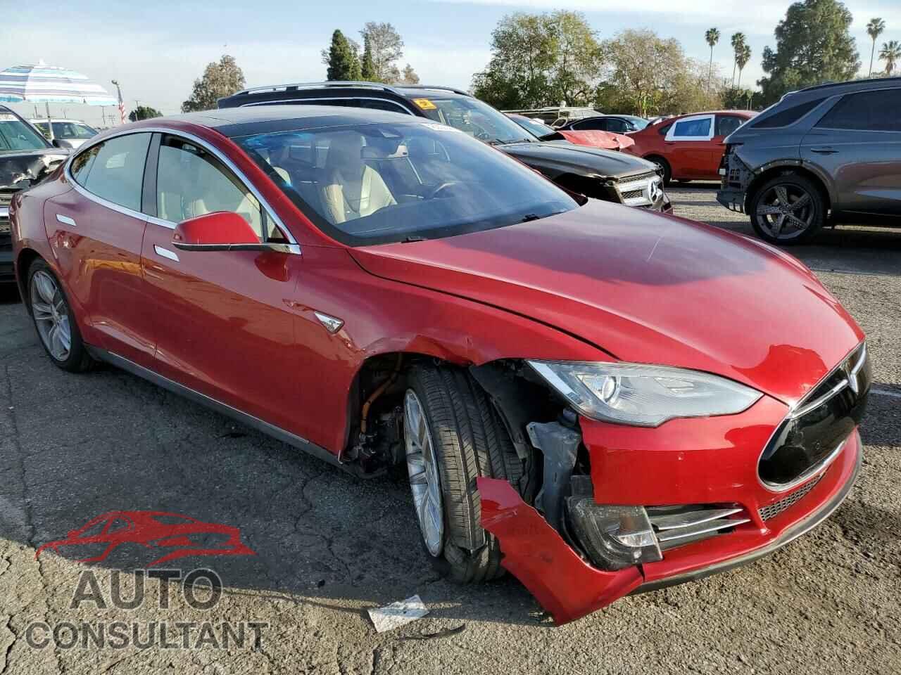 TESLA MODEL S 2015 - 5YJSA1H13FF096452