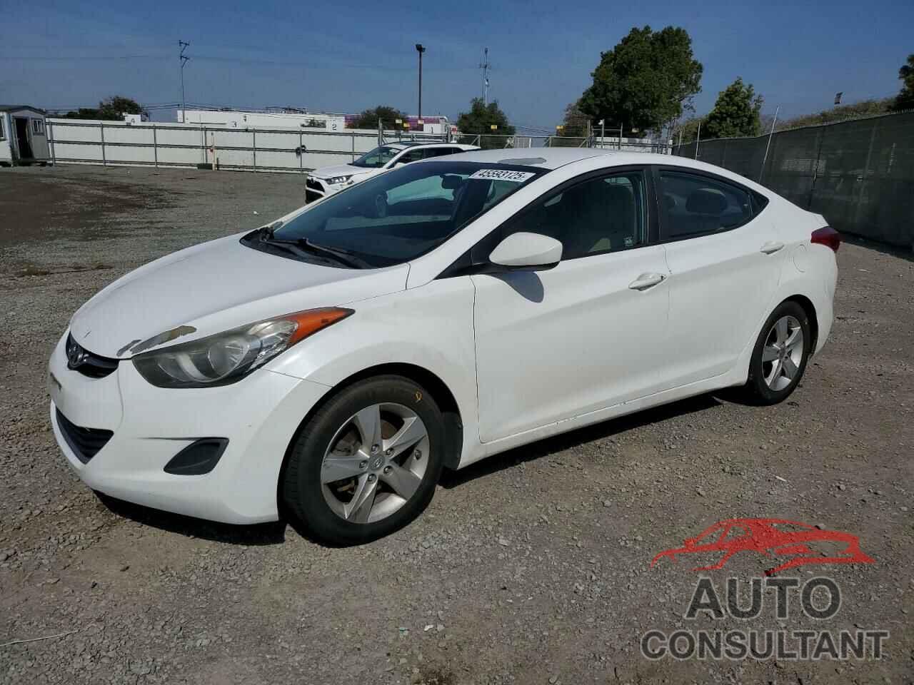 HYUNDAI ELANTRA 2013 - 5NPDH4AE8DH318100