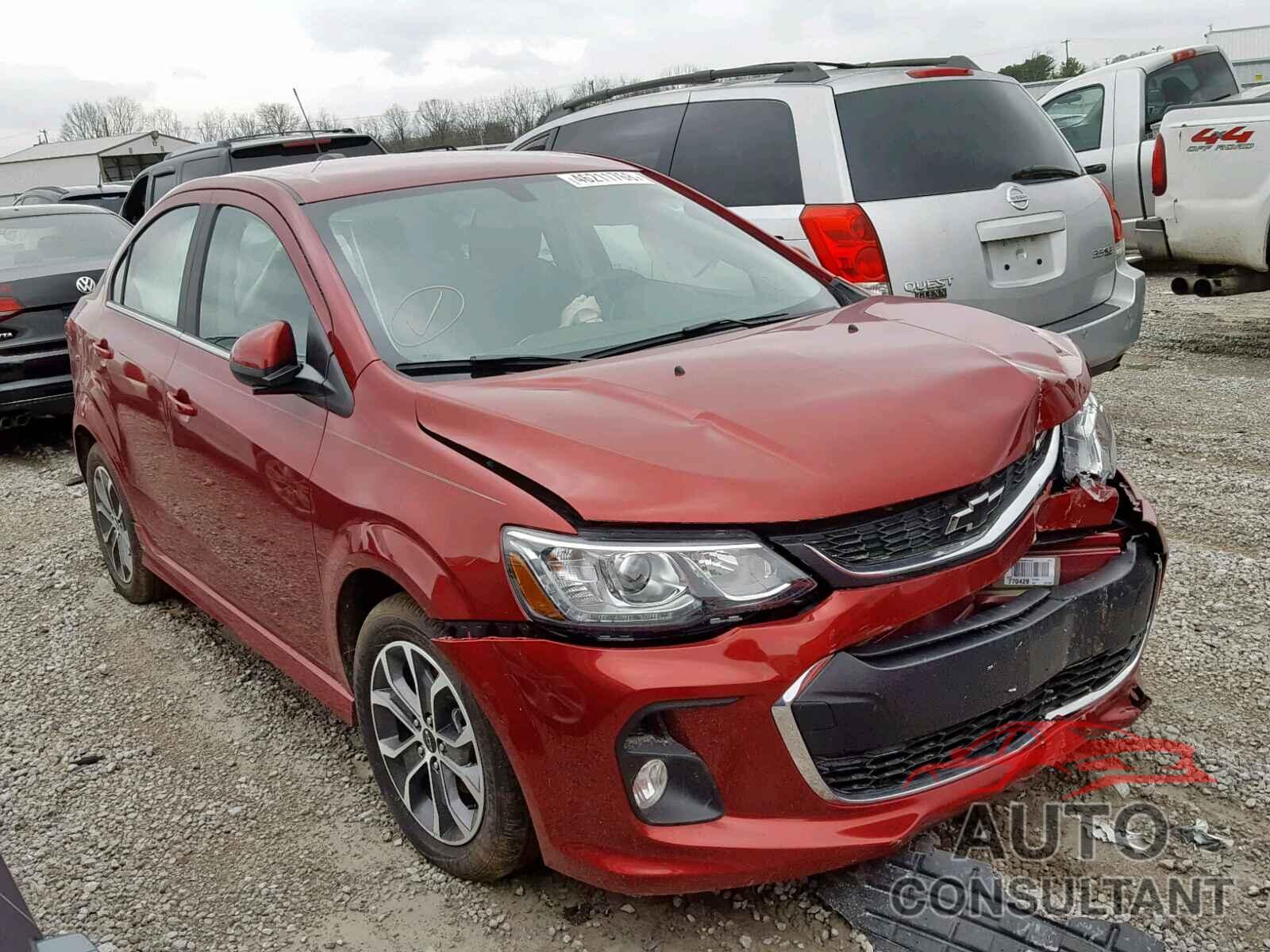 CHEVROLET SONIC 2018 - 1G1JD5SH0J4131909