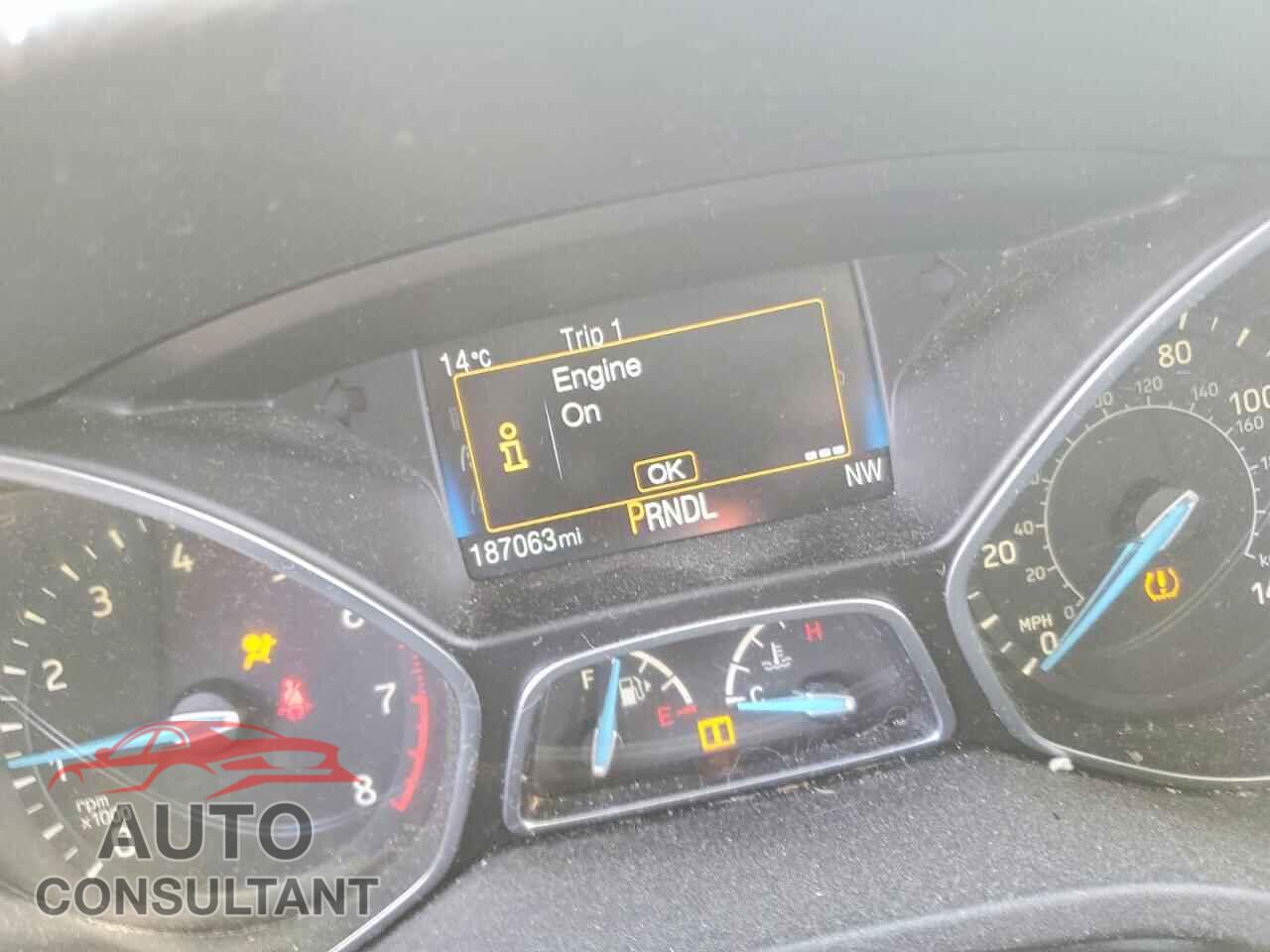 FORD FOCUS 2017 - 1FADP3F21HL237782