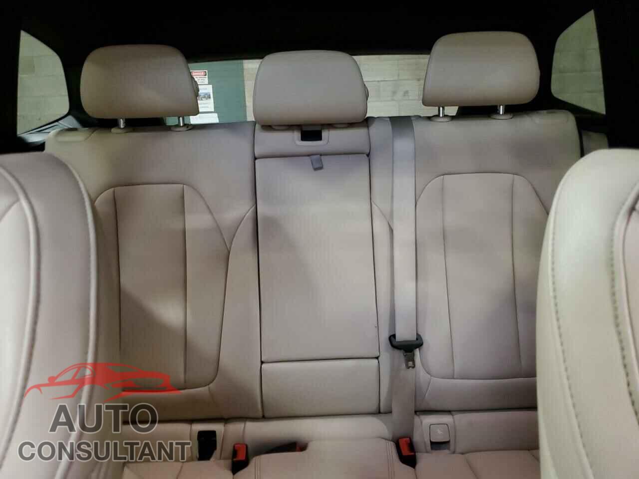 BMW X3 2018 - 5UXTR9C51JLD63567
