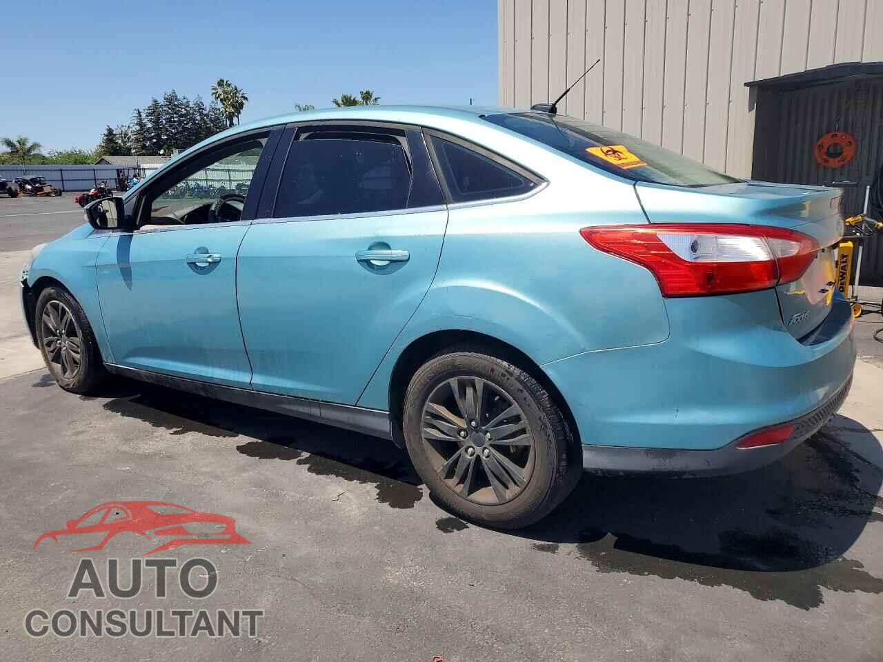 FORD FOCUS 2012 - 1FAHP3H24CL373427