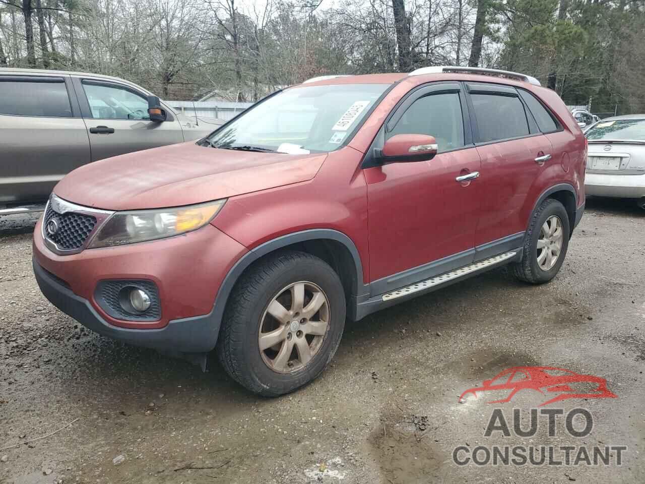 KIA SORENTO 2011 - 5XYKT4A11BG013643