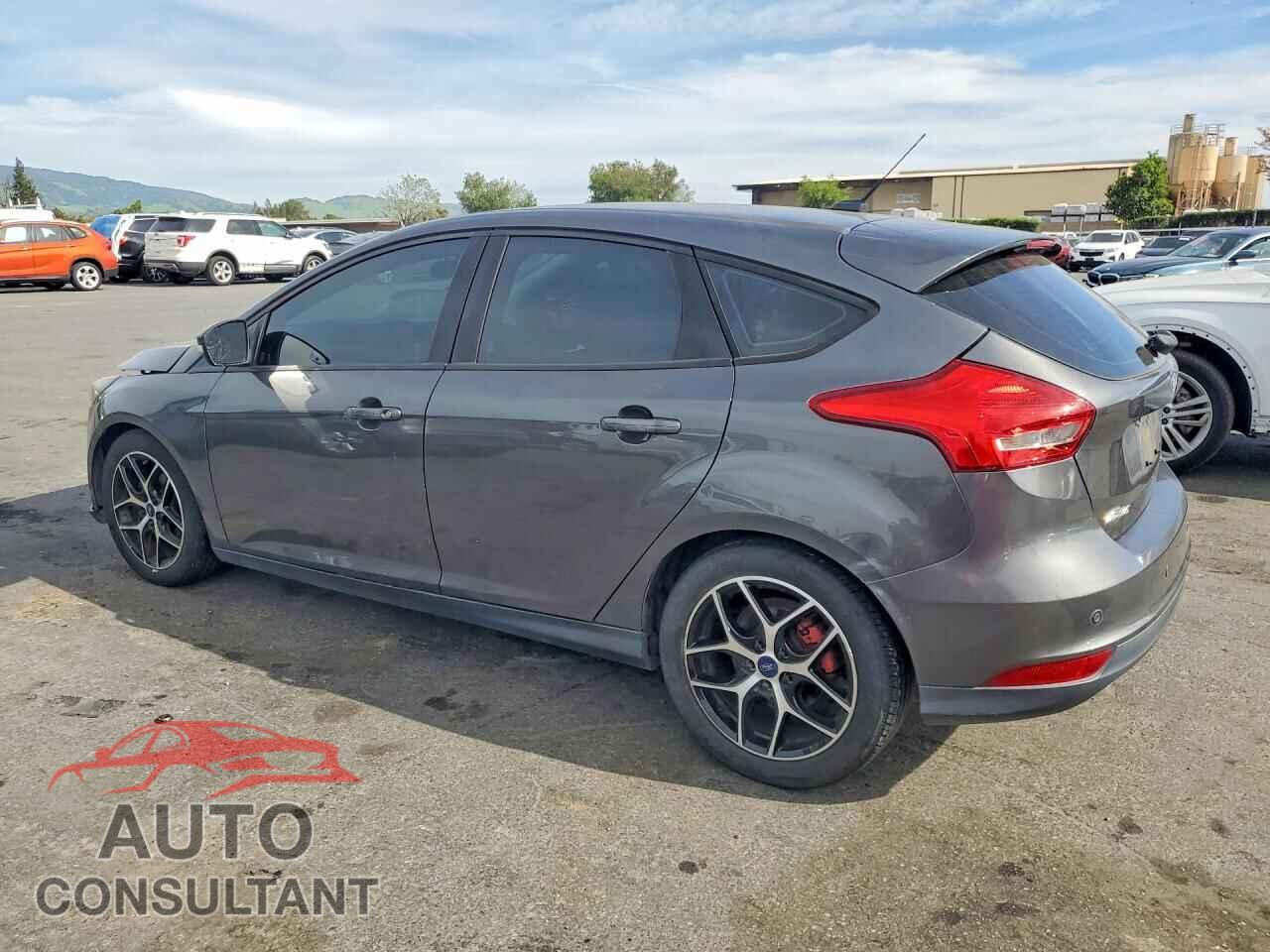 FORD FOCUS 2017 - 1FADP3M21HL255265