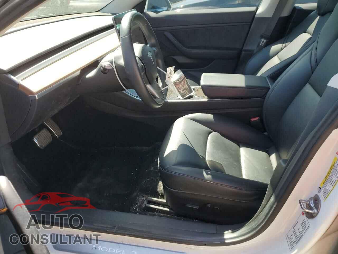 TESLA MODEL 3 2018 - 5YJ3E1EA0JF025330