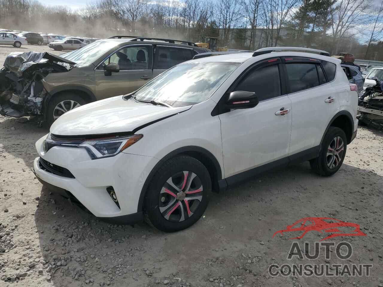 TOYOTA RAV4 2018 - JTMBFREV8JJ733392