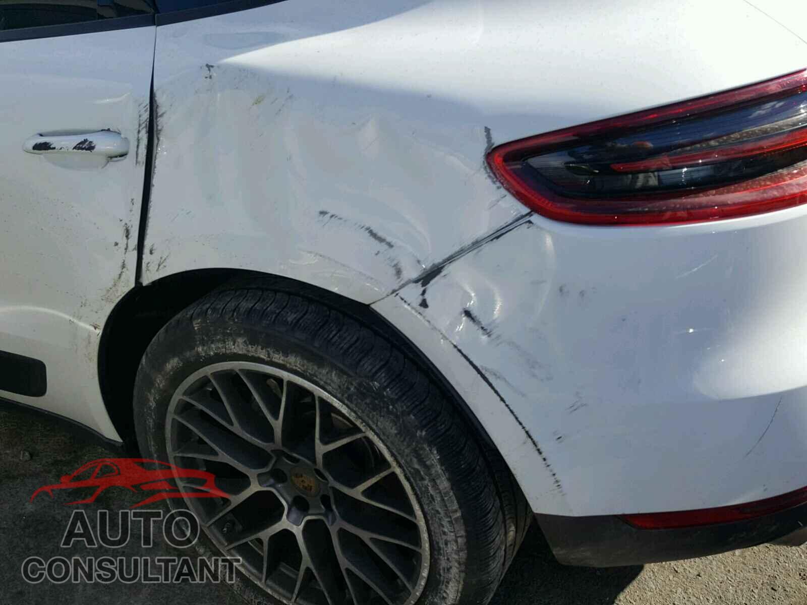 PORSCHE MACAN S 2015 - WP1AB2A54FLB68363