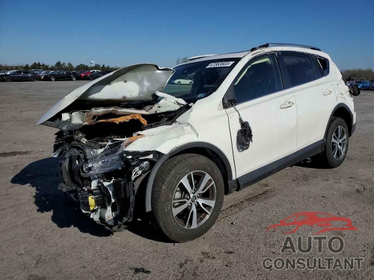 TOYOTA RAV4 2018 - JTMRFREV0JJ180574