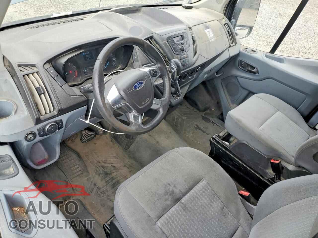 FORD TRANSIT 2019 - 1FTYR3XM3KKB29344